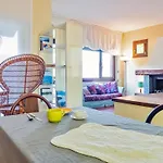 Апартаменты Villa Bellavista With Private Dock And Parking