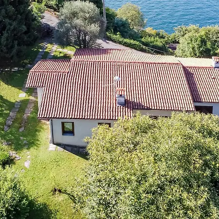 Villa Bellavista With Private Dock And Parking Апартаменты