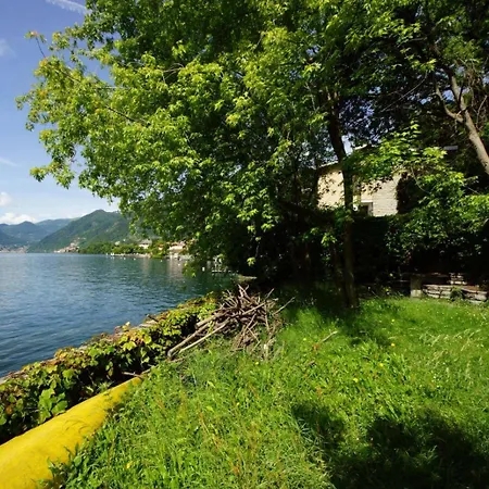 Appartement Bellavista With Private Dock And Parking Lenno
