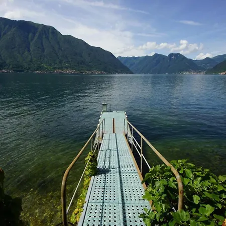 Bellavista With Private Dock And Parking Apartman *